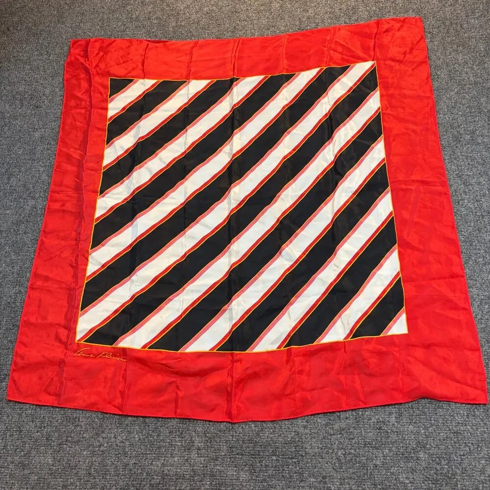 Vintage Anne Klein Red Black White 31